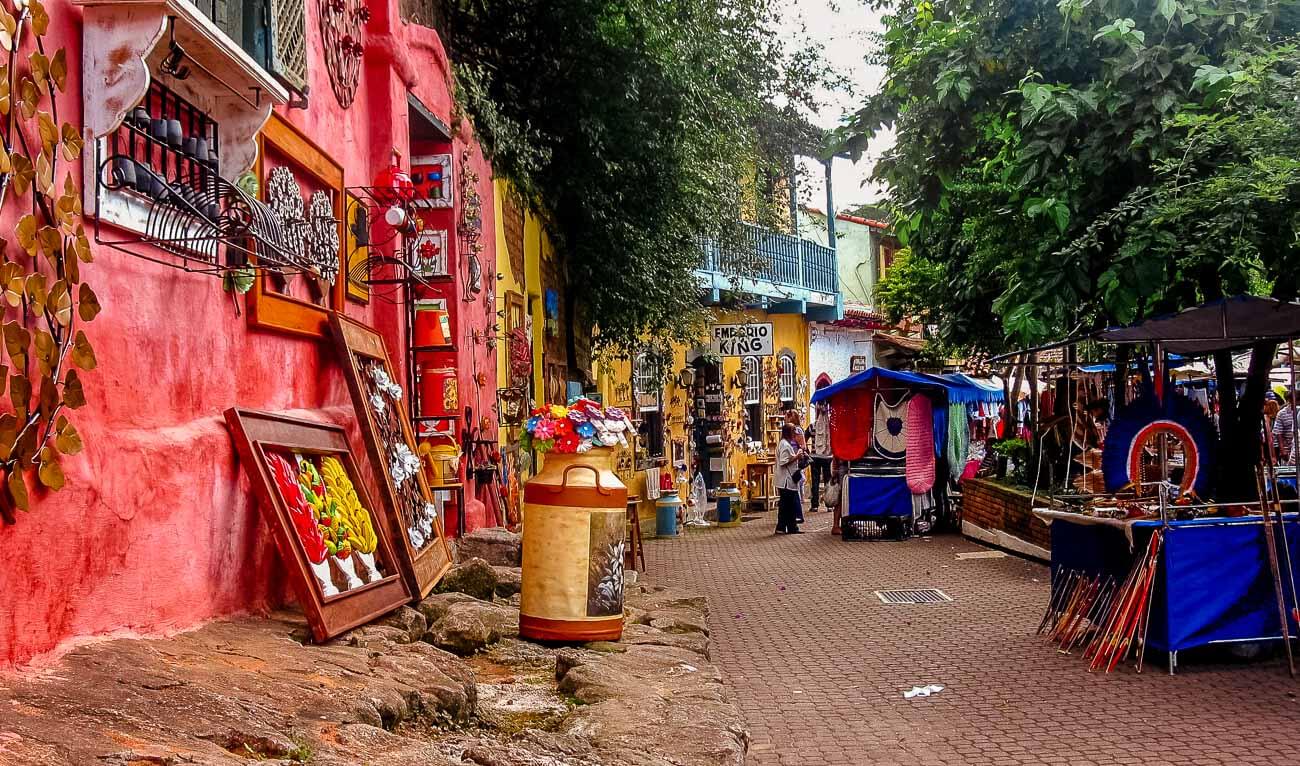 feira de artesanato Embu das Artes horários