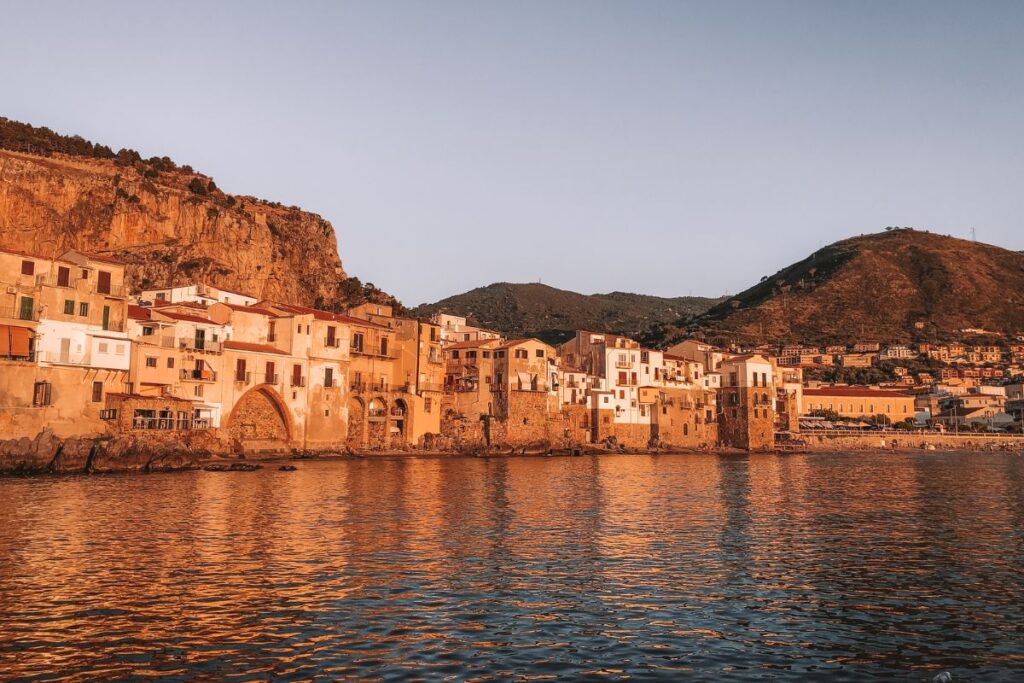 melhor época para visitar Cefalù