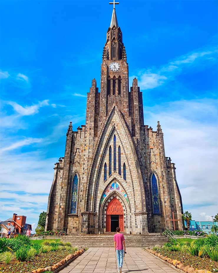 gramado com crianças
