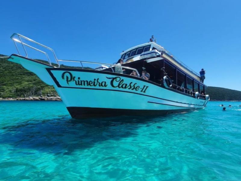 o que fazer em arraial do cabo passeio de barco