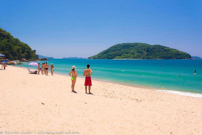 qual a praia mais bonita de ubatuba