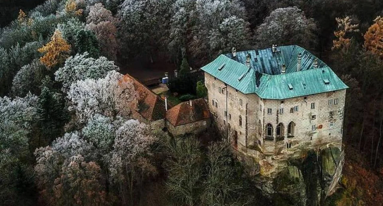 visitar castelo houska república tcheca