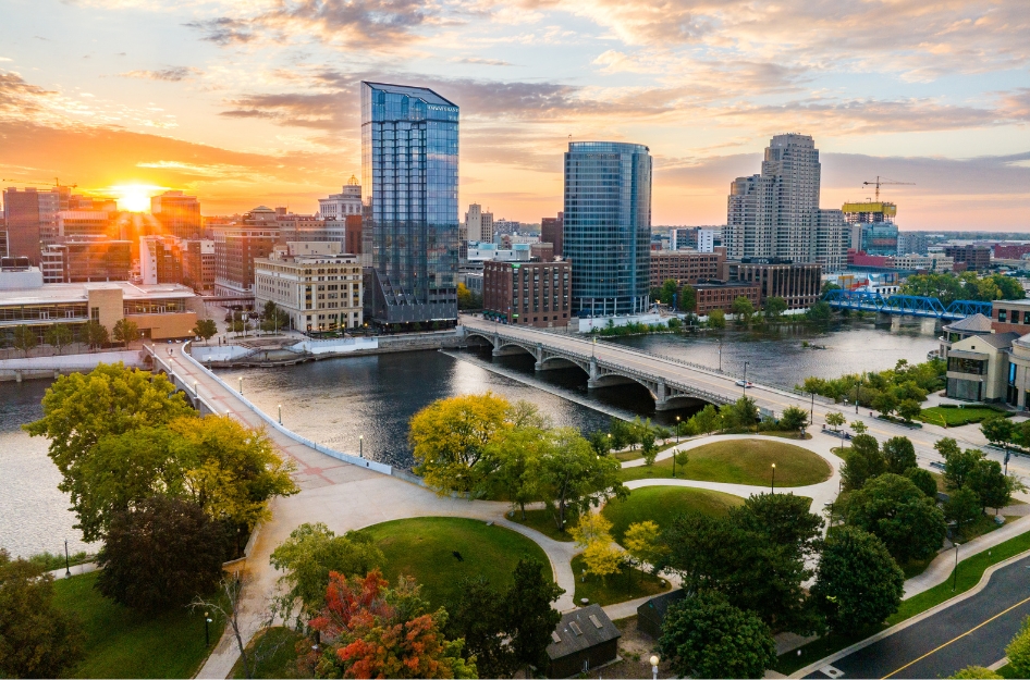 melhores cervejarias Grand Rapids