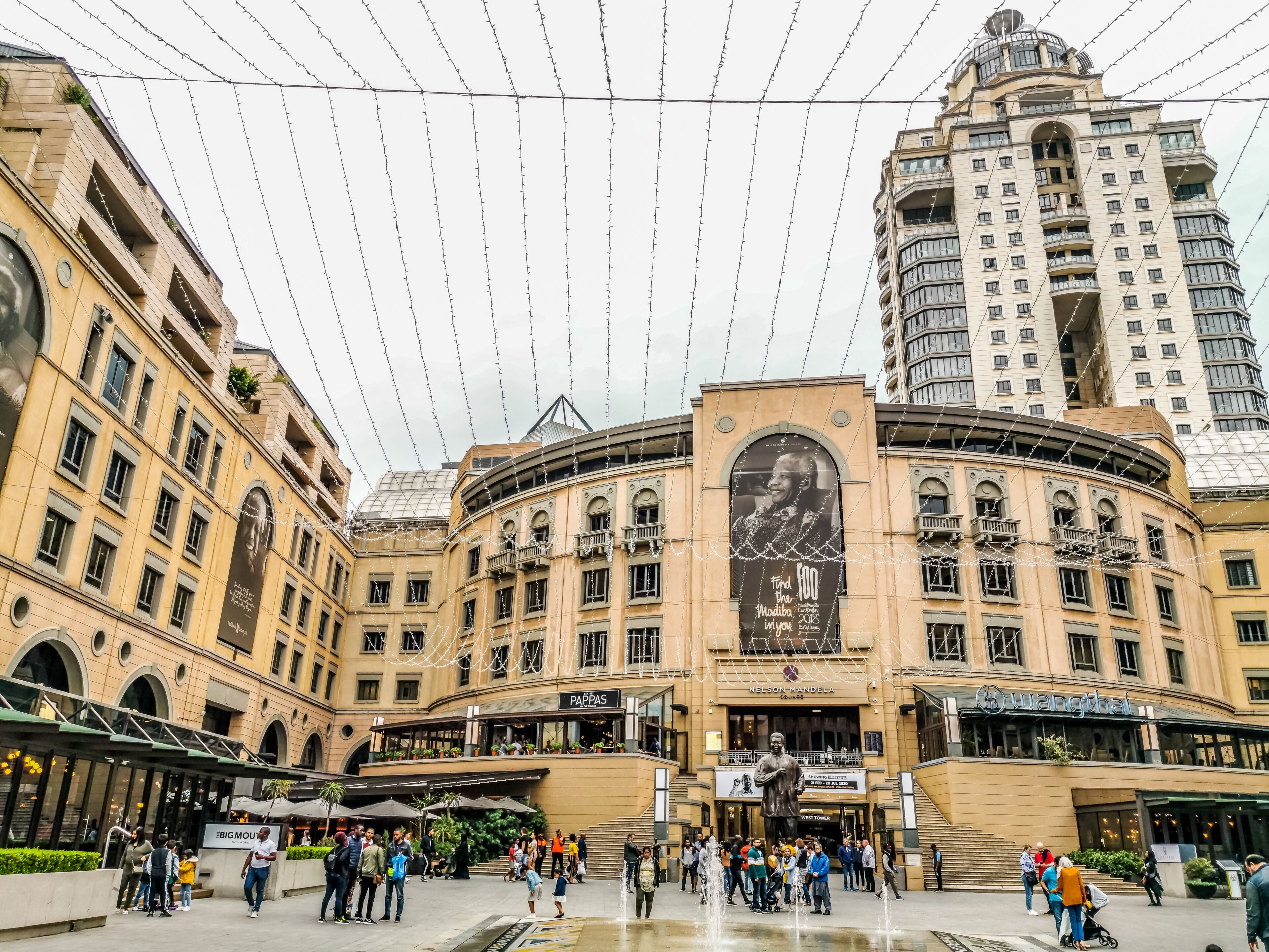 turismo em Mandela Square Joanesburgo