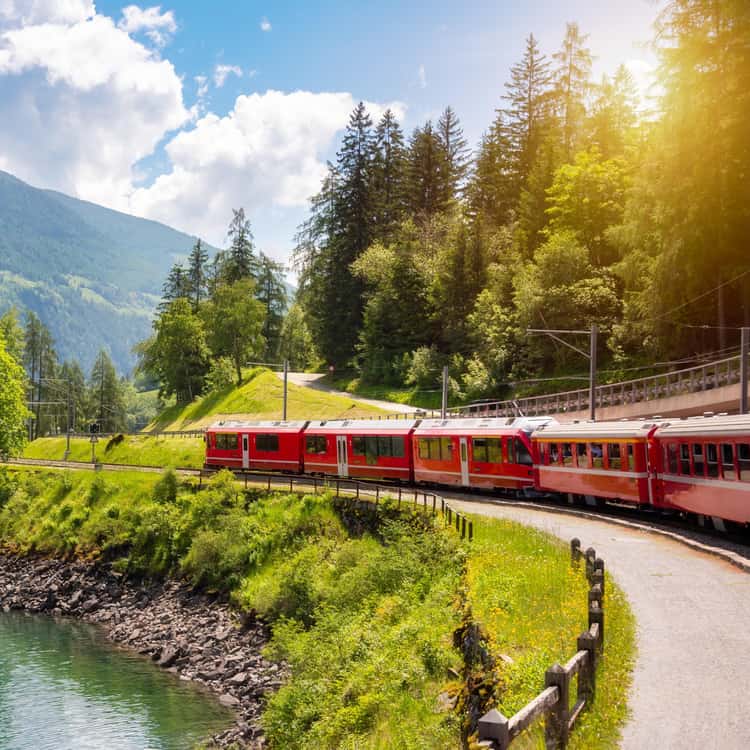 transporte nos Alpes Suíços