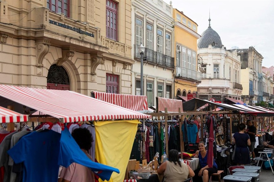 pontos turísticos praça tiradentes