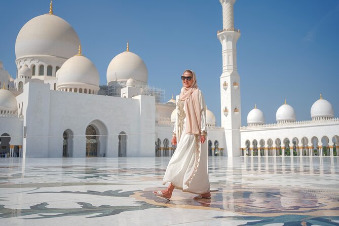 ingresso gratuito mesquita Abu Dhabi